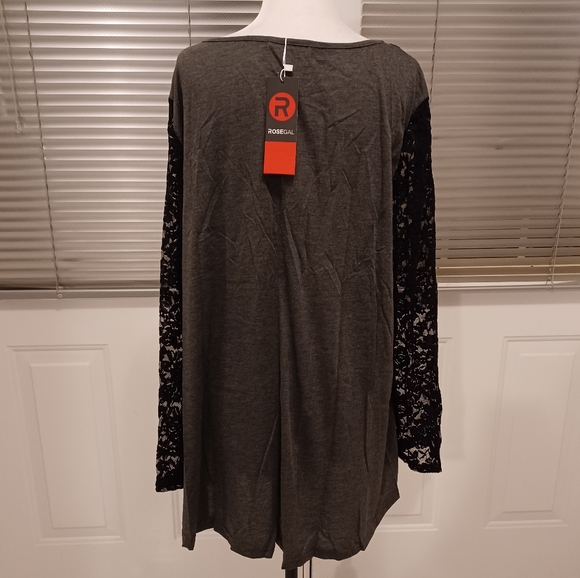 4/$80 Gray With Black Lace Tunic - Size 4X (US22) - Picture 7 of 10